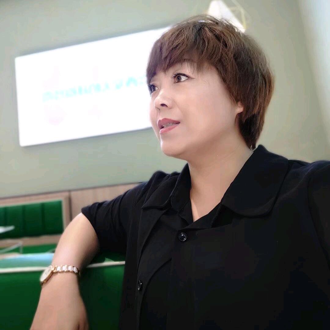 叶子🍀🍀🍀