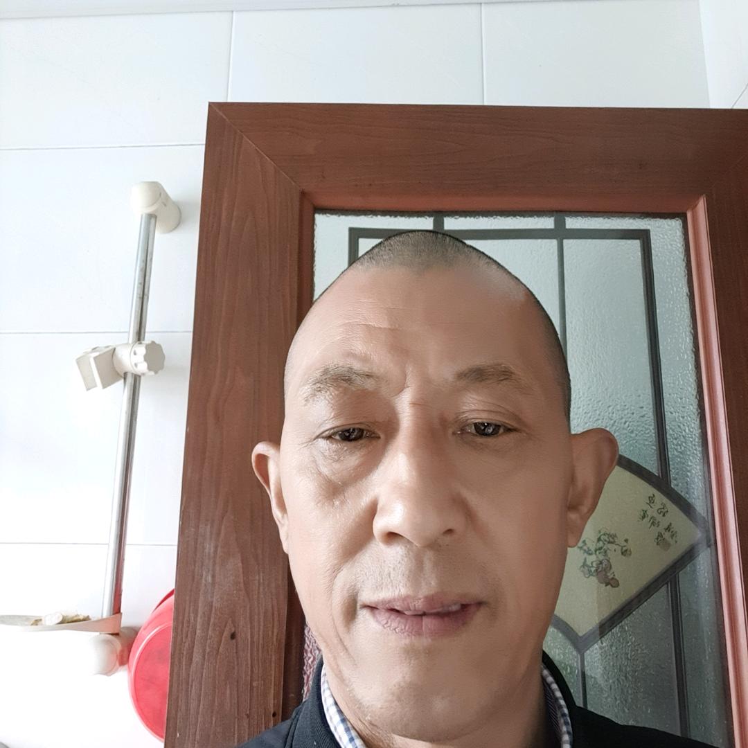 胡华利