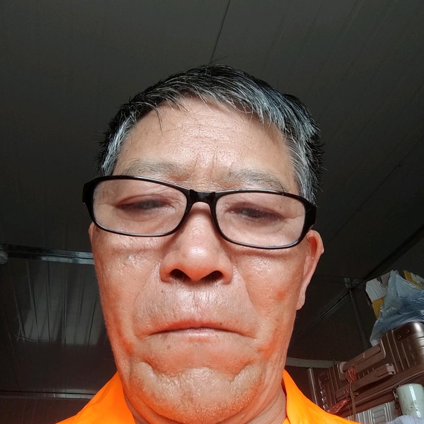 陶然一笑