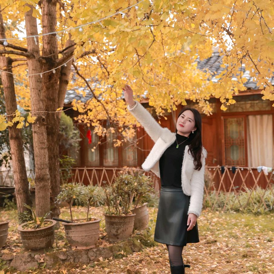 罗曼可品牌女装