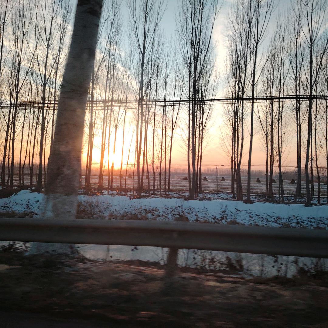 卖冬天的小女孩