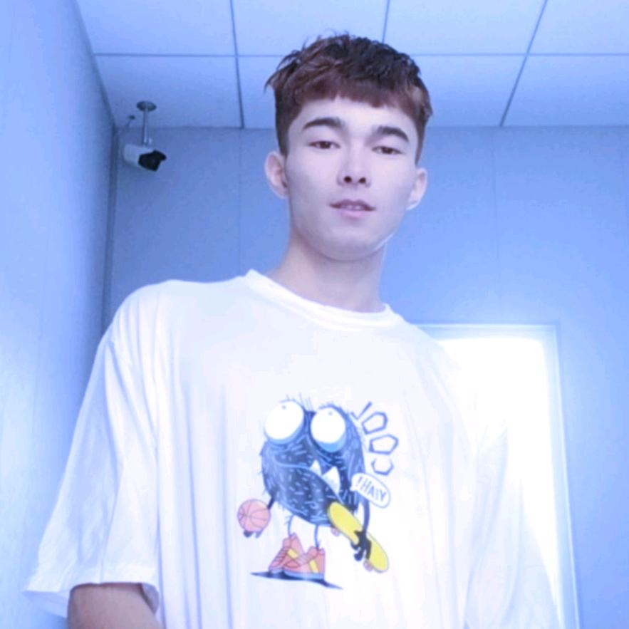 🤫笑也是一种幸福🥺