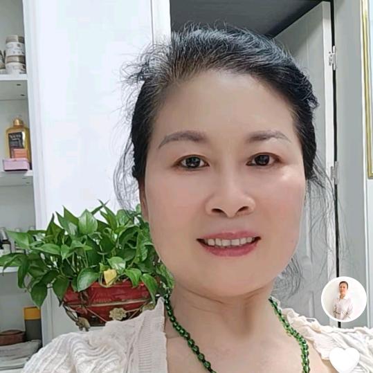 竞月
