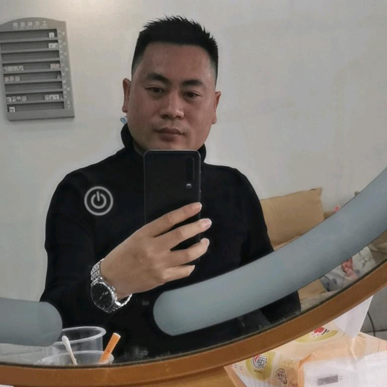 小伟哥（趣事生活）