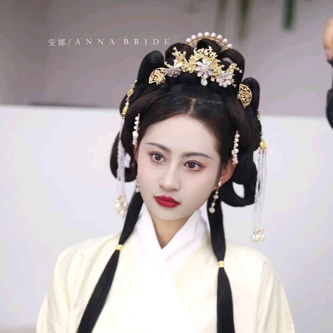 💄化妆师倩倩