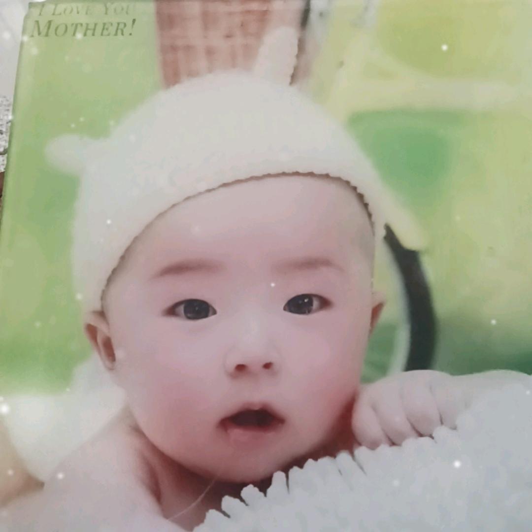 对方女孩看过来