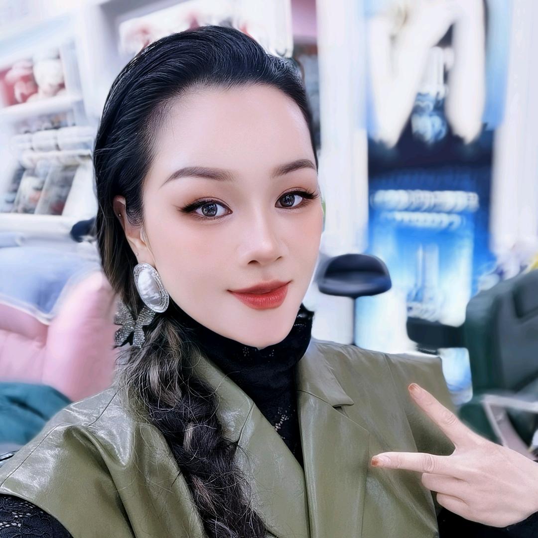 开美容院的悦悦