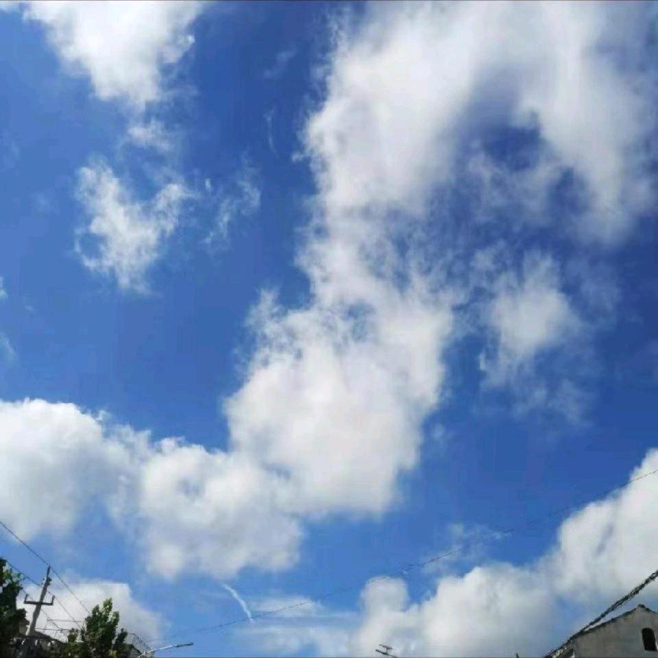 小小一片云☁