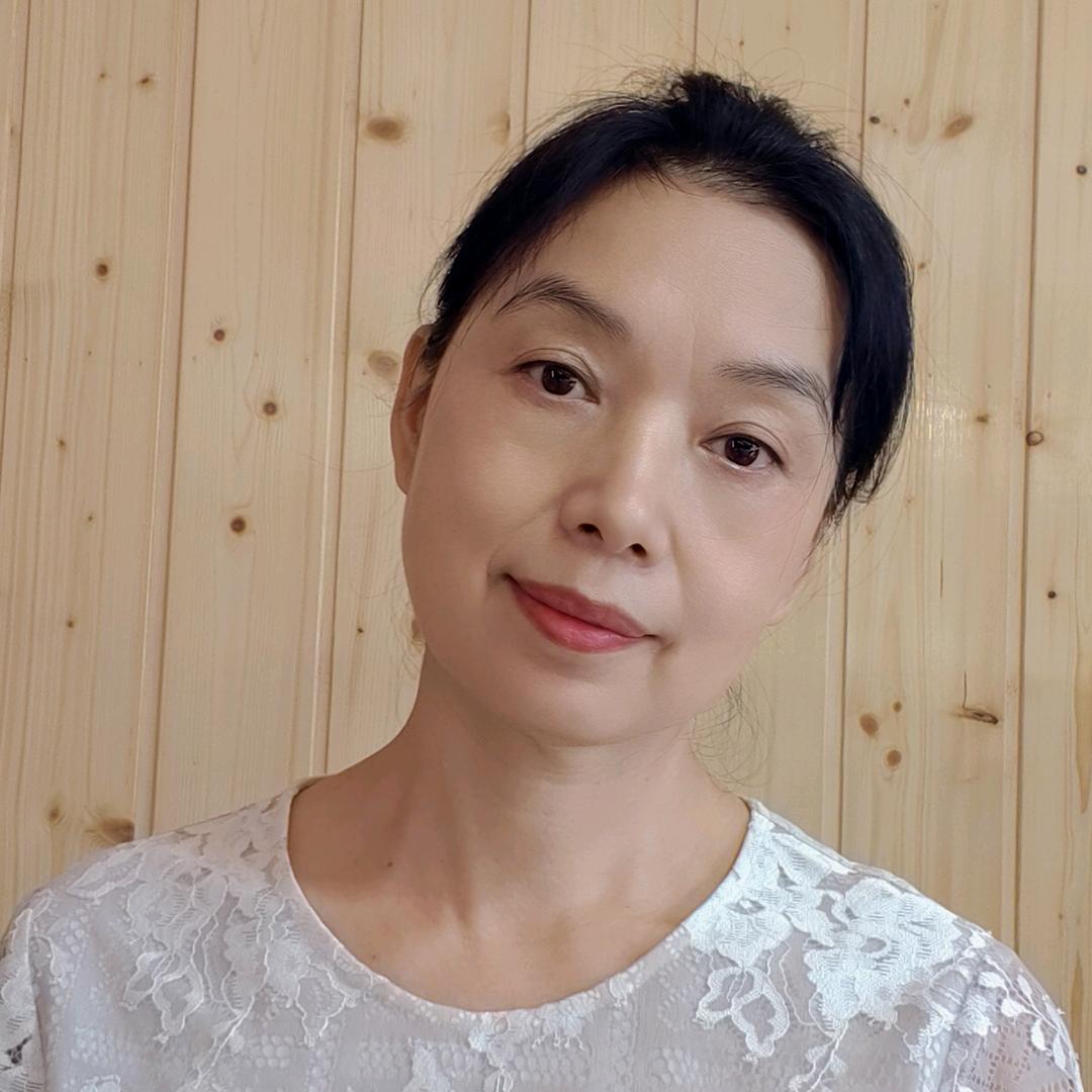 仙寓山泉总代理——华姐