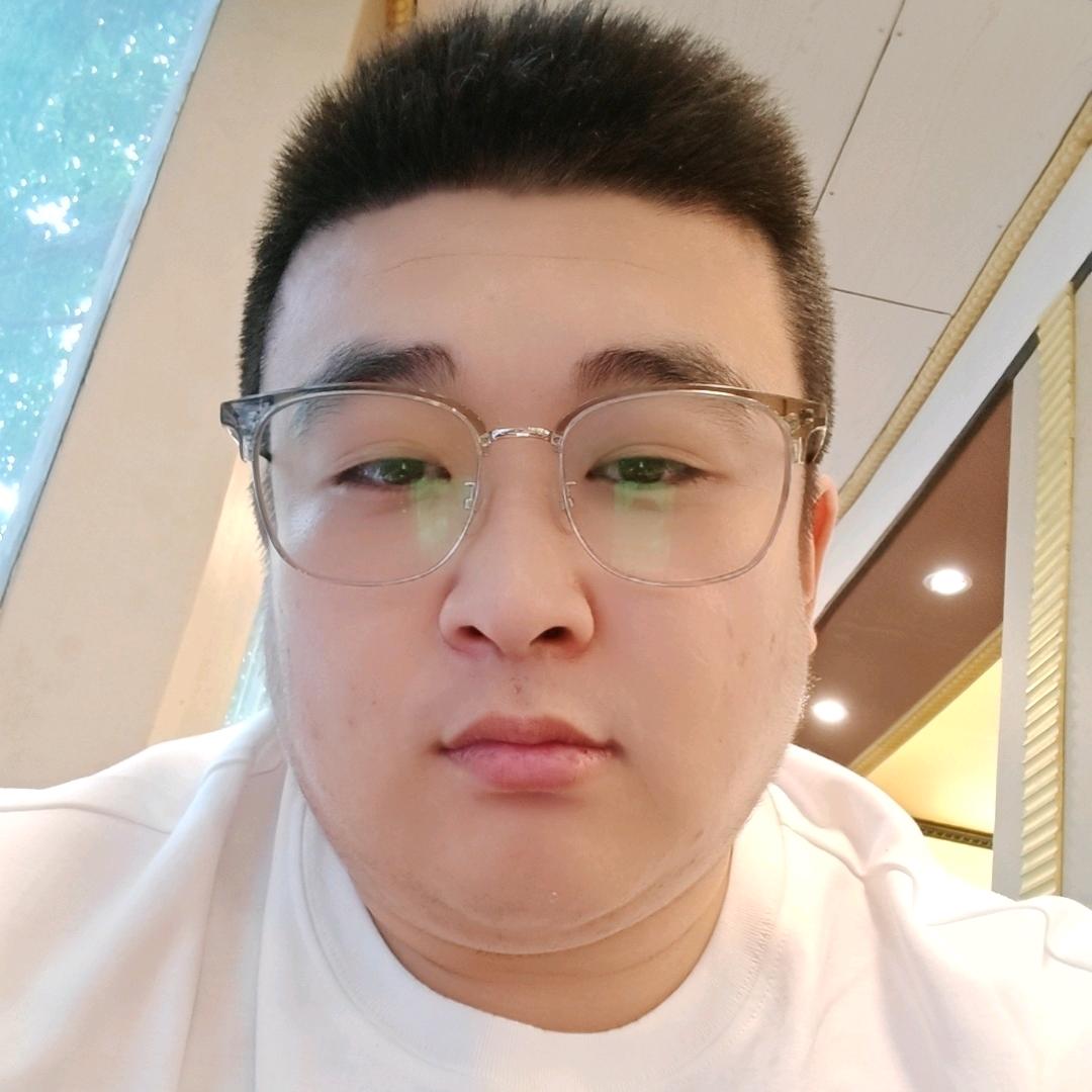 酒缸里的小人参