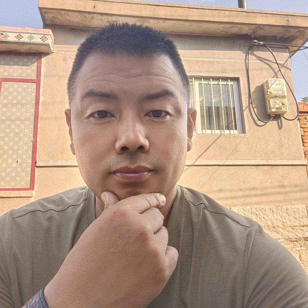 鳌山卫门窗板房厂