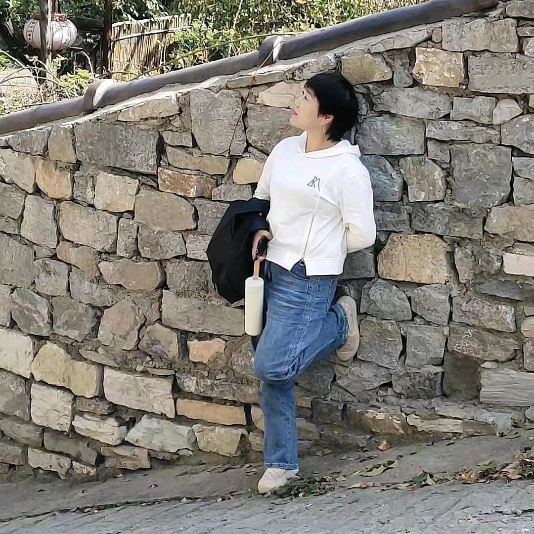 普丽尼沙发胡姐