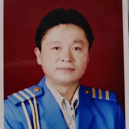 幸运哥(唱歌🎤聊天，穷游)不定时直播