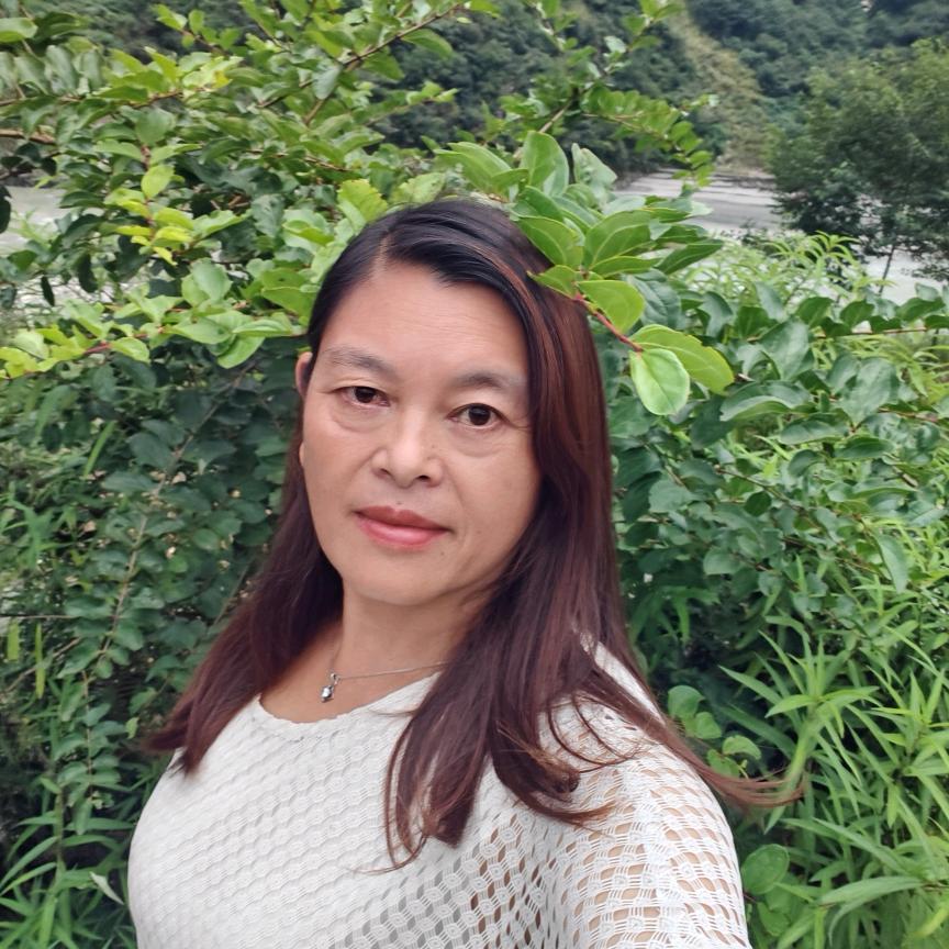 英姐🎤（晚上7:10开播）