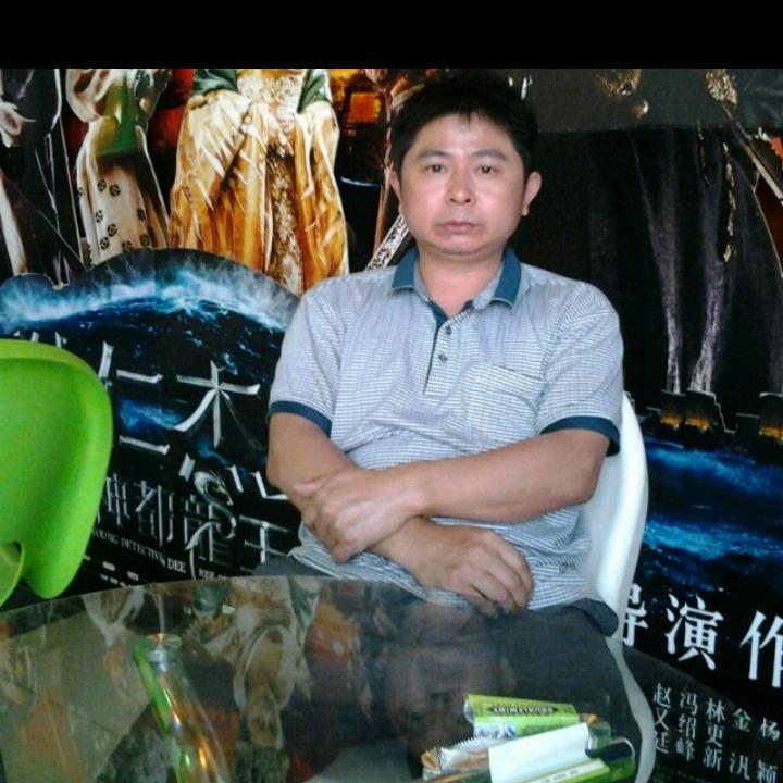 郭德龙