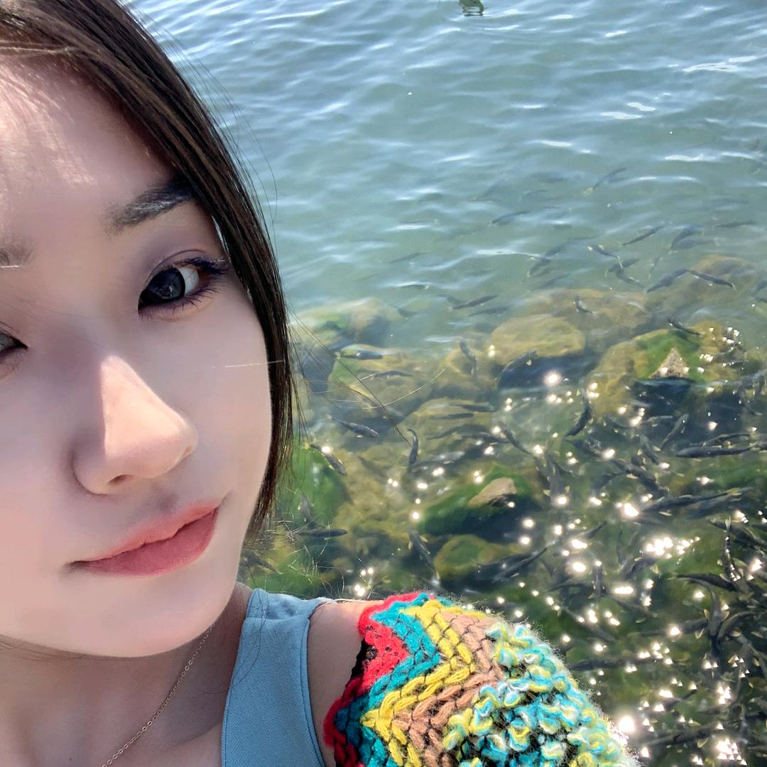 小爱爱同学