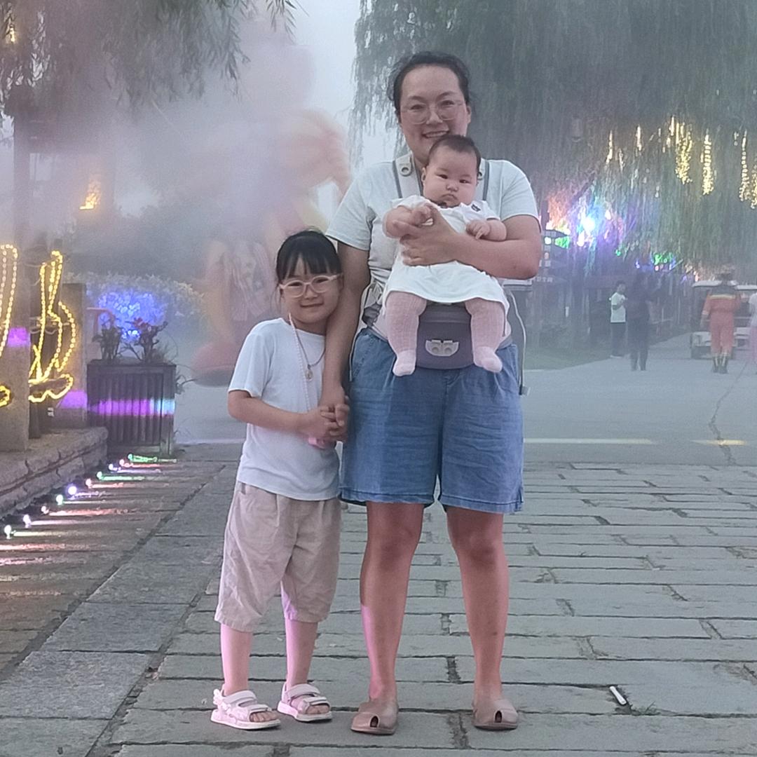 邹明霞（已瘦50斤发疯碎碎念）