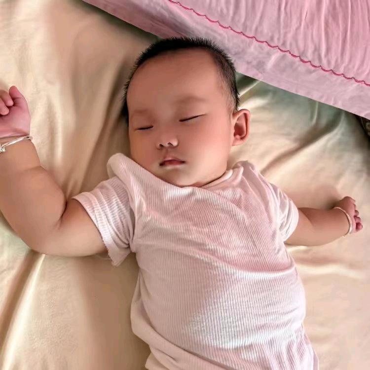 灿宝家童装