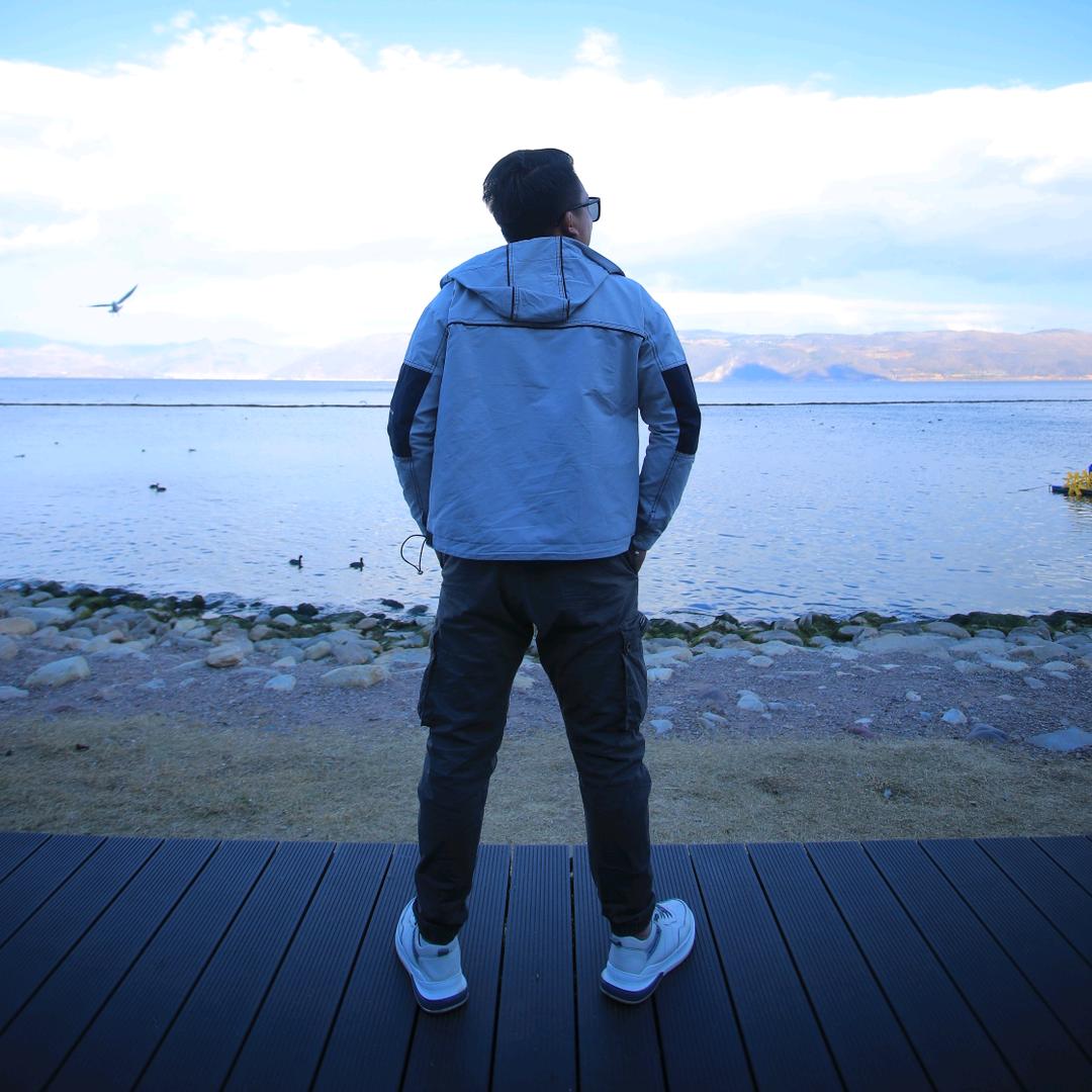 白开水🏃🏻‍♂️