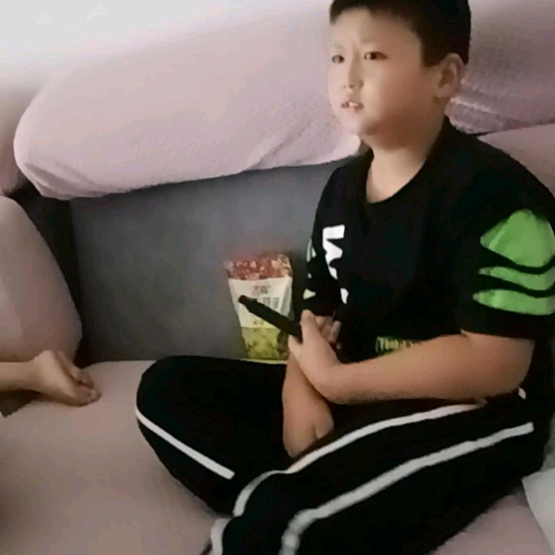 两个宝宝的奶奶