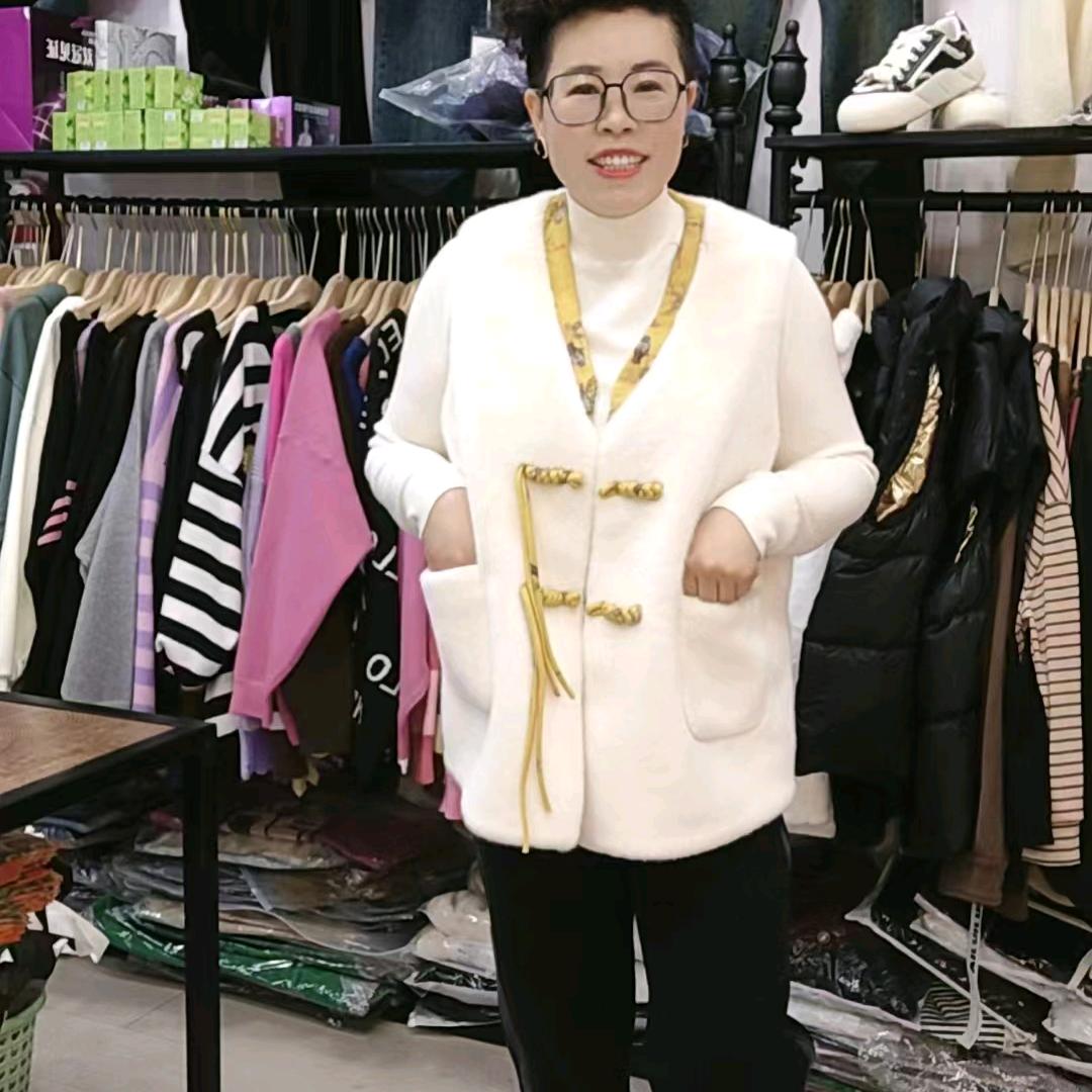 西安阎良肥肥乐服装店