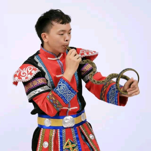 张德权新歌旧温如爱以上线
