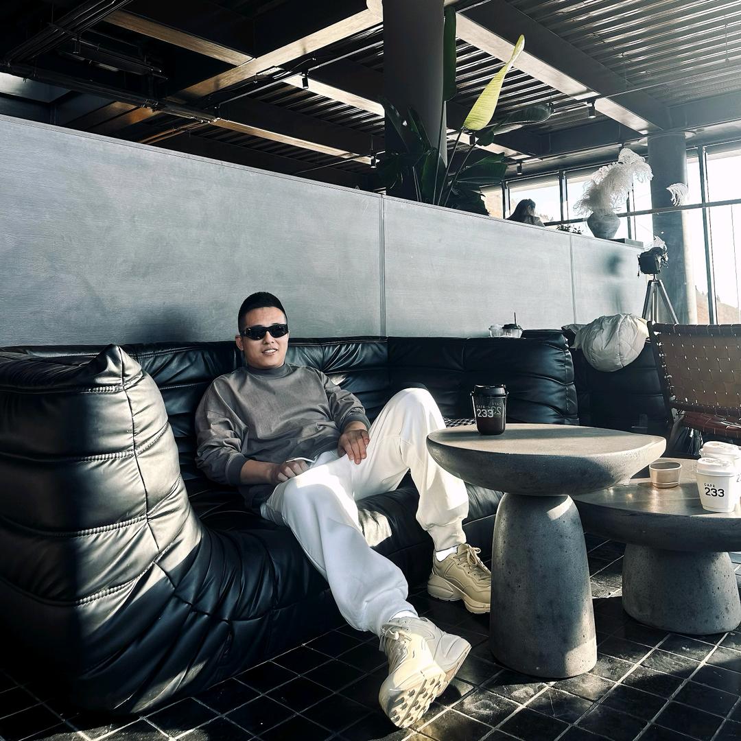 不发脾气只发财