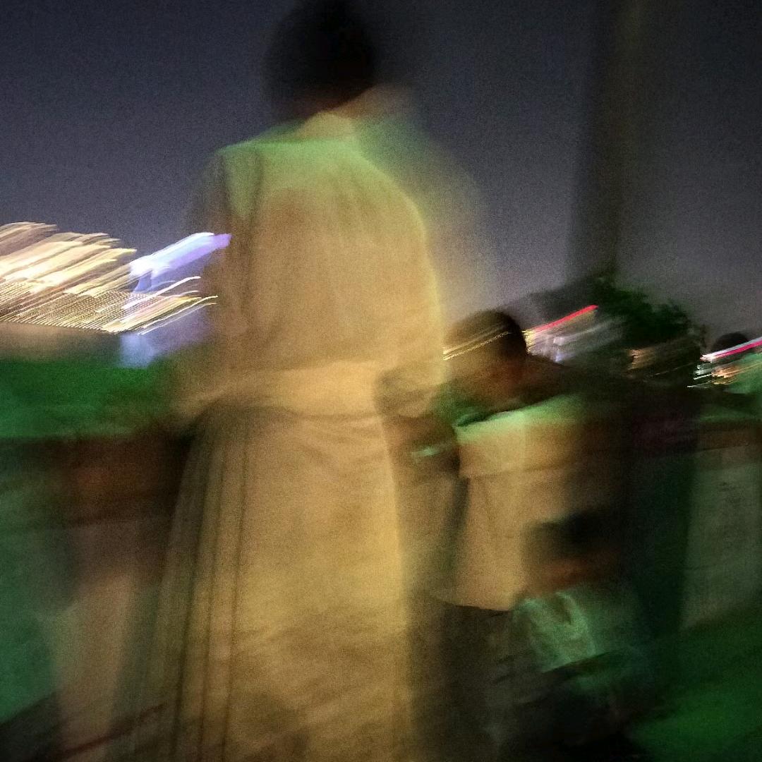 桃花♤不换酒♈