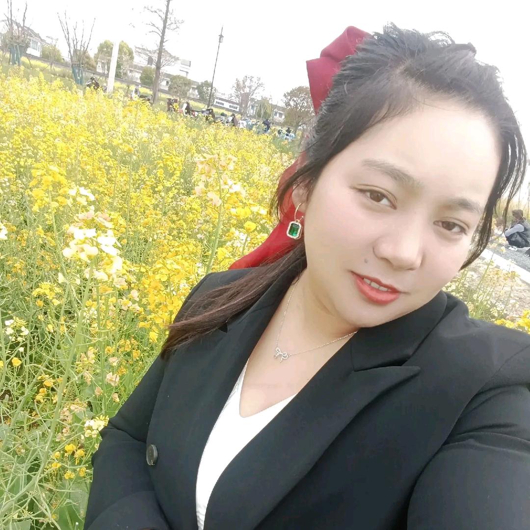 小玲子。