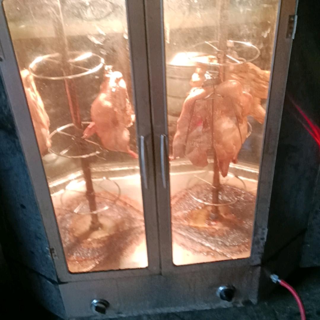 织金烤鸭店，现烤现卖，有须要的联系