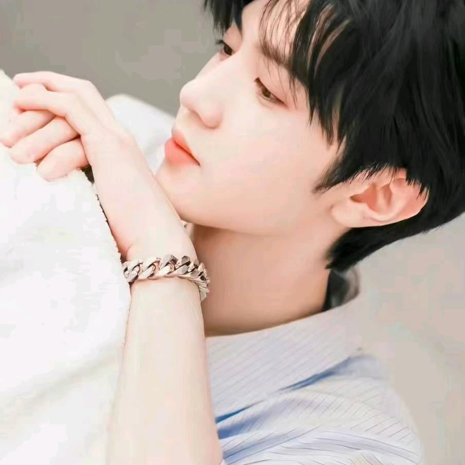 এོꦿ佳迪☾⋆᭄（橱窗）