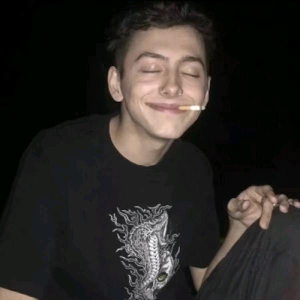 卖药的怪兽.