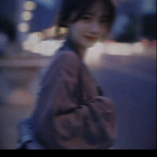 @曼