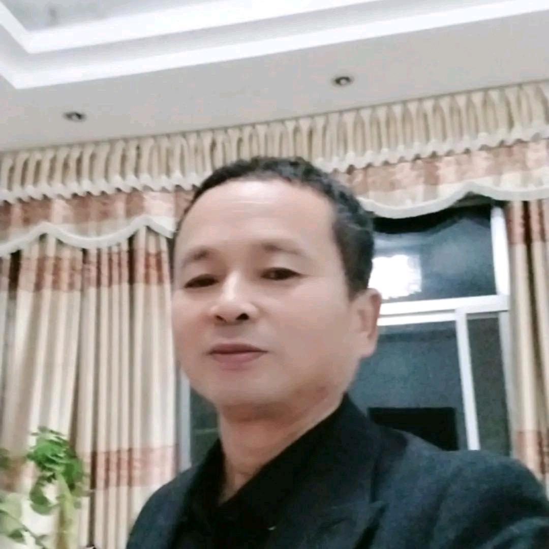 伤感疯大叔