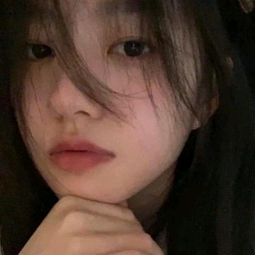 小柒爱柚子