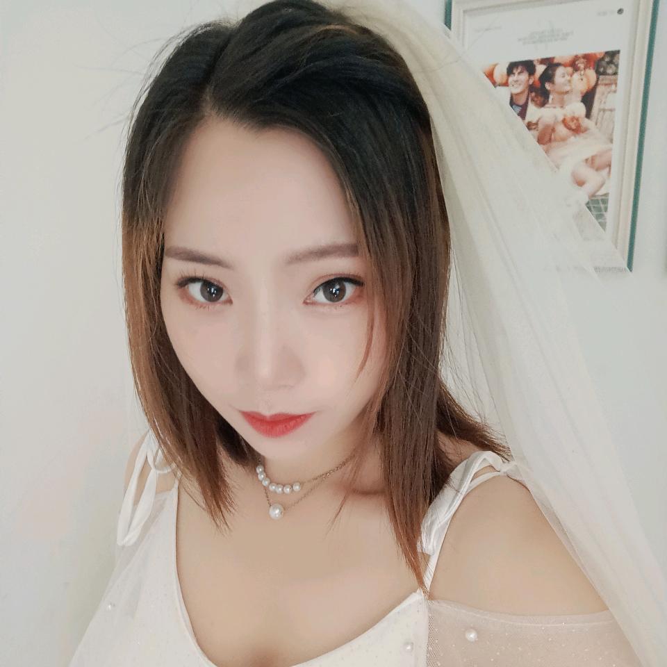 衣周期女装《沙土店》