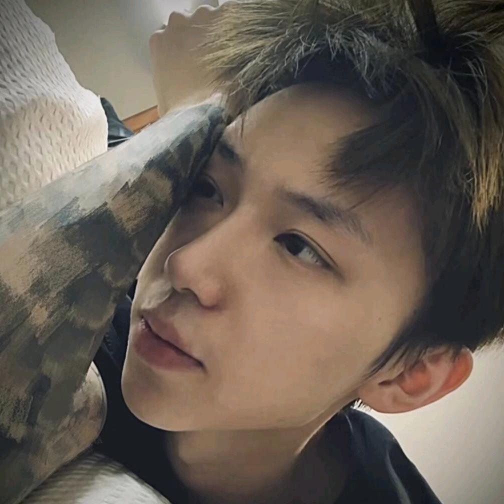 是李呀