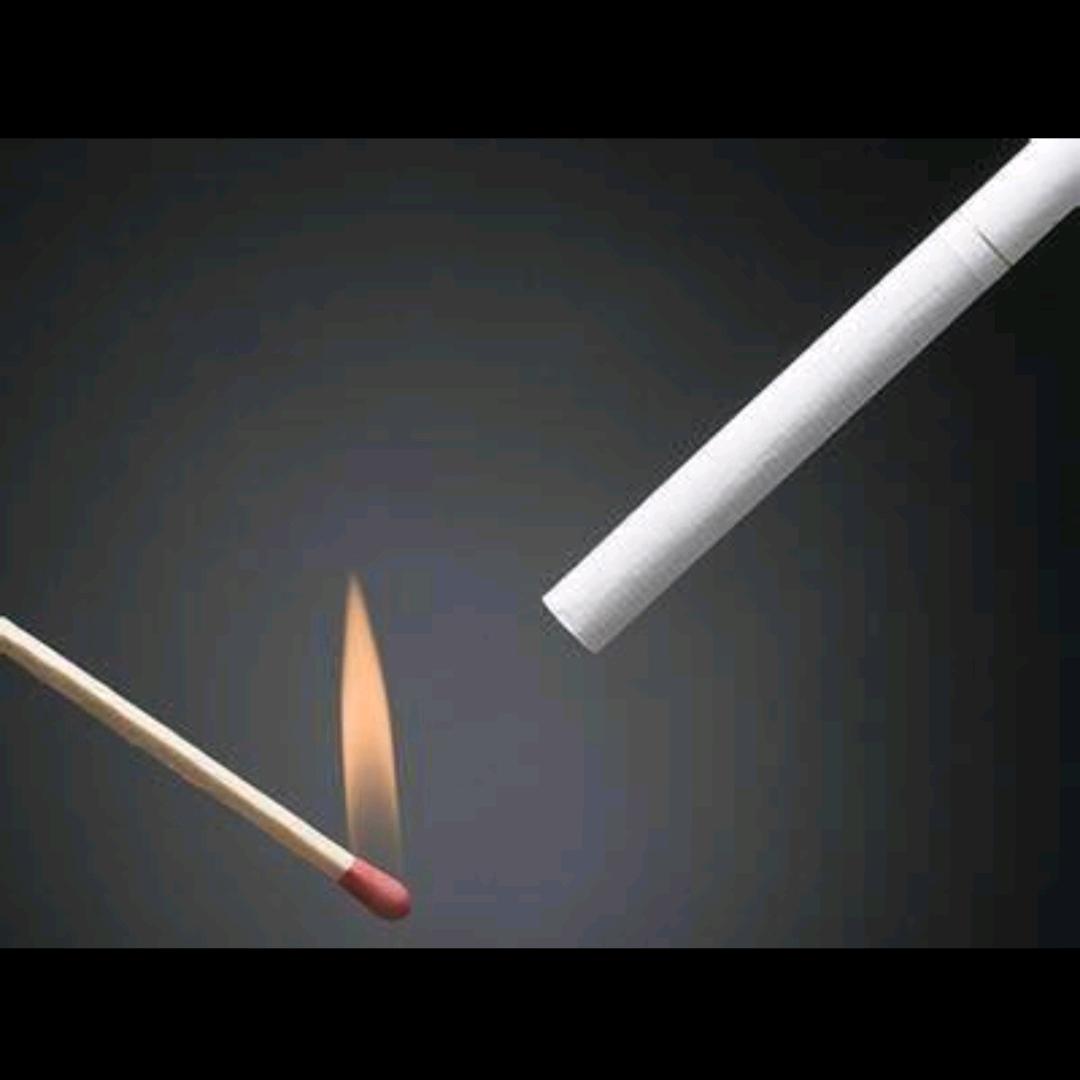 香烟离不开火柴