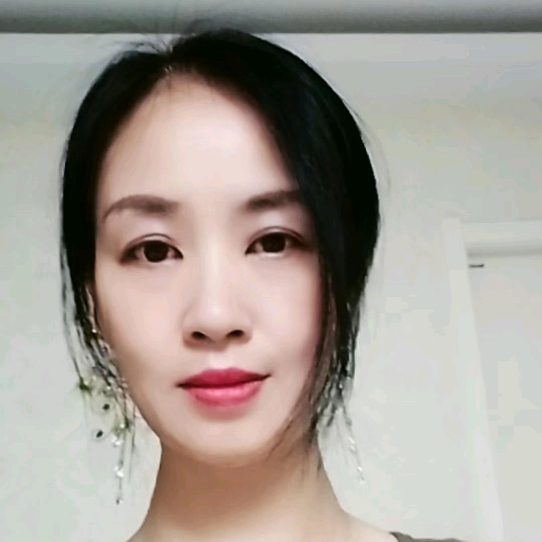 舞魅欣冉