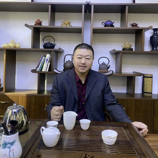 《三哥》户外唱歌娱乐主播