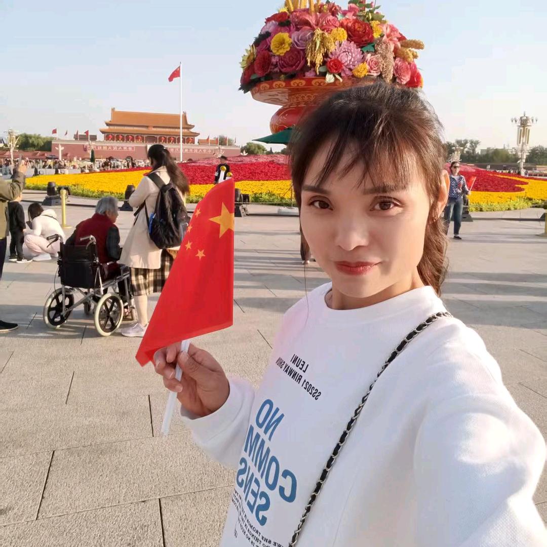 韦小丽呀