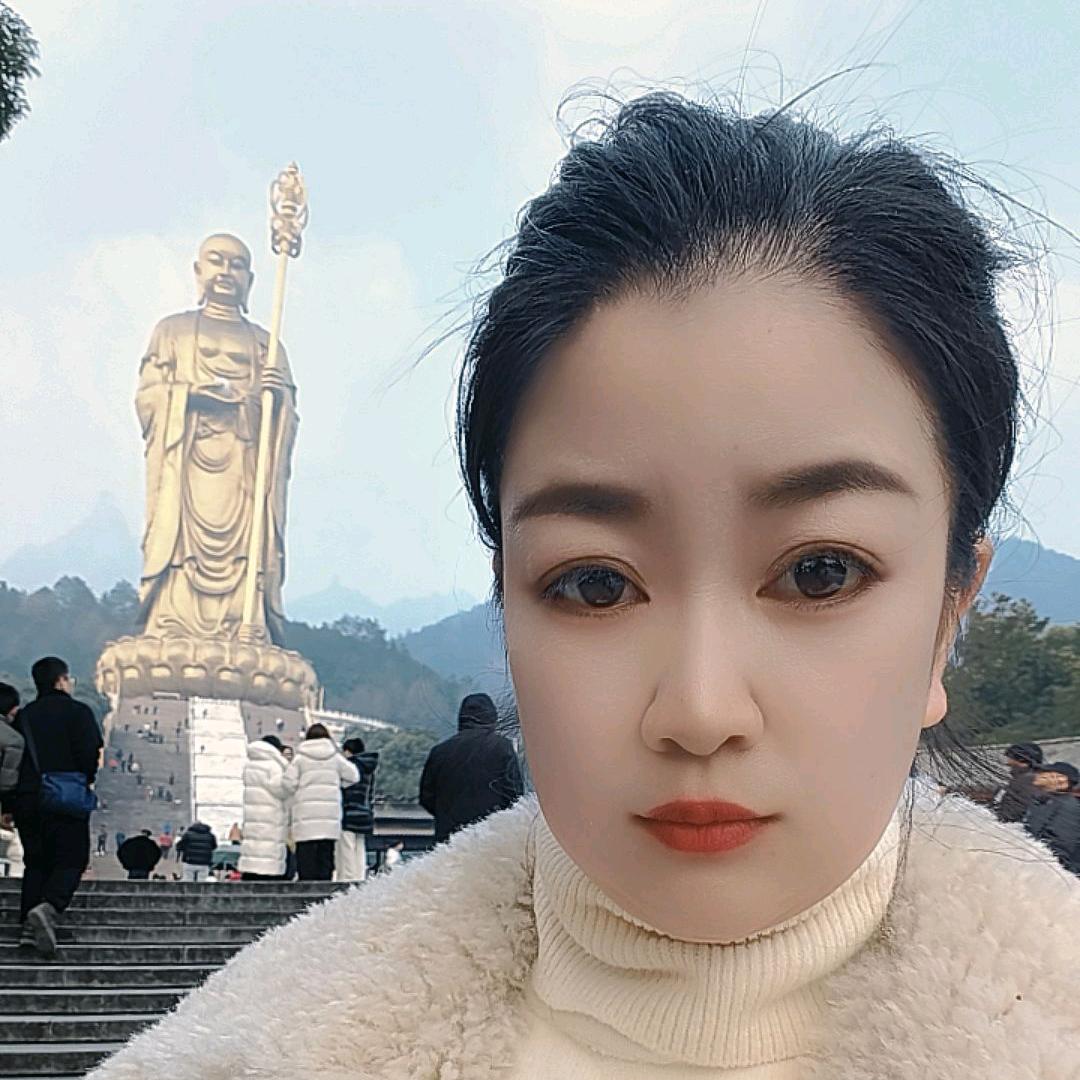 立德潮宝衣柜