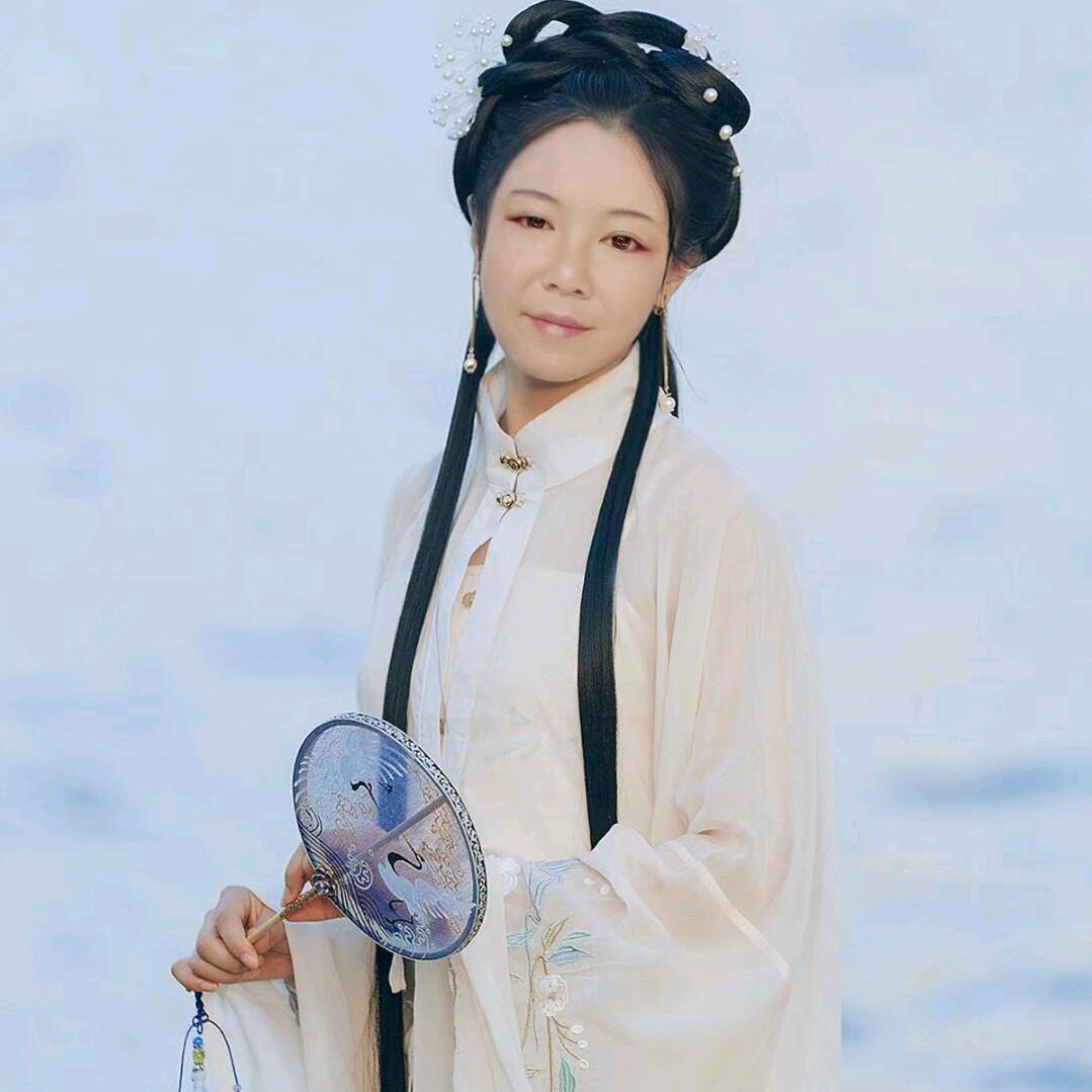 天在下雨我在想你