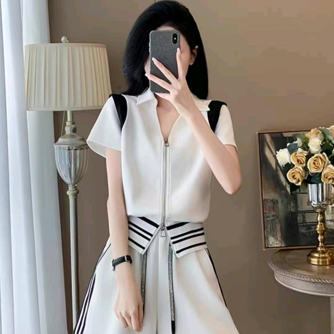 木子李Y(^_^)Y