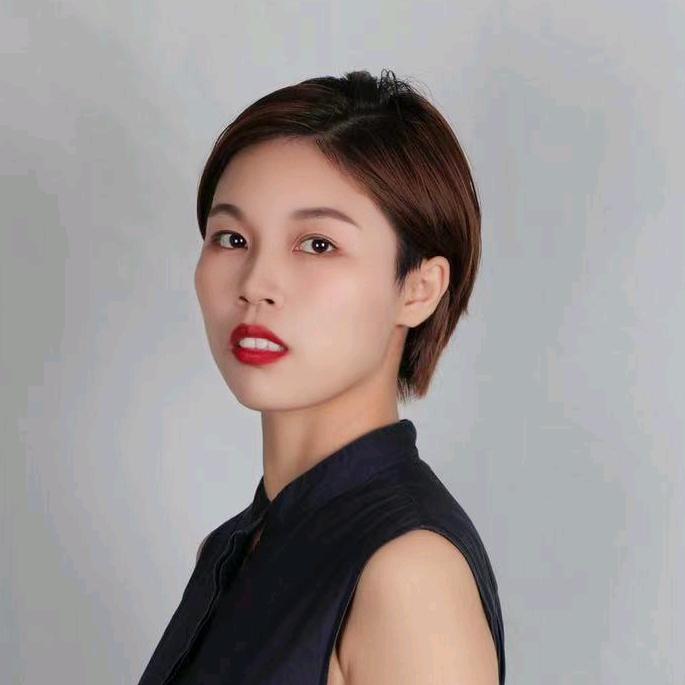 阿娇教钢琴