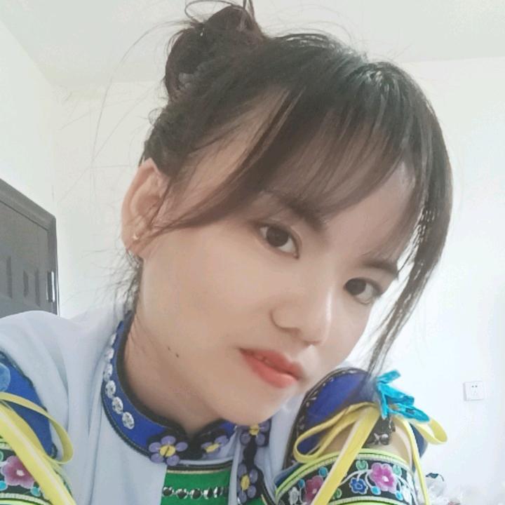 云南妹子<弦子舞>
