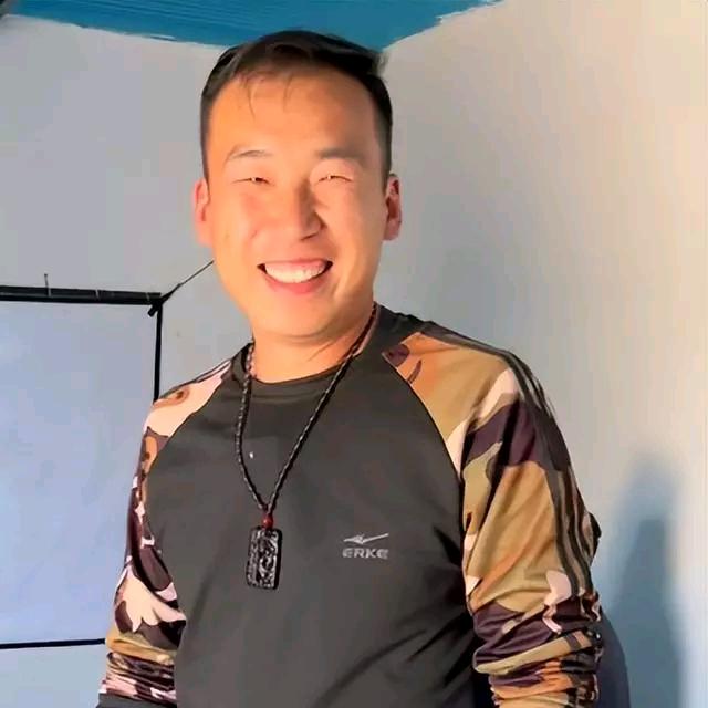 小飞哥和星光村的故事