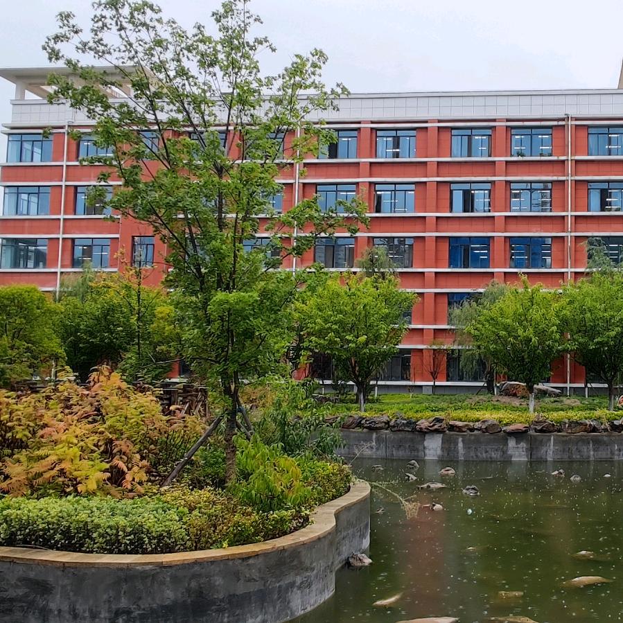 天水市三中新媒体中心