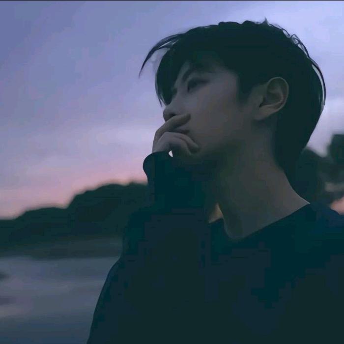 SY.纯白