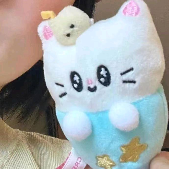 牛粪上开的水仙花